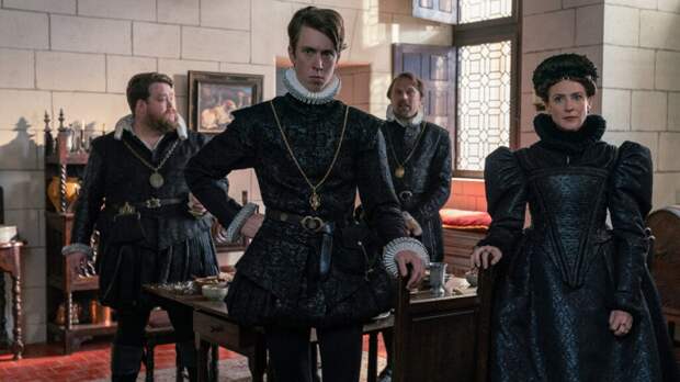 Danny Kirrane (âLouise De Bourbonâ), Angus Imrie (âHenri IV de Navarreâ), Nick Burns (âAntoine de Bourbonâ), and Rosalie Craig (âJeanne D'Albretâ)