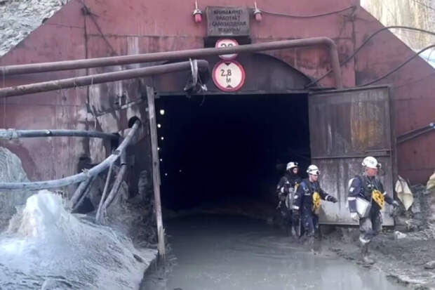 После обстрела шахты в ЛНР 41 горняк остался под землей