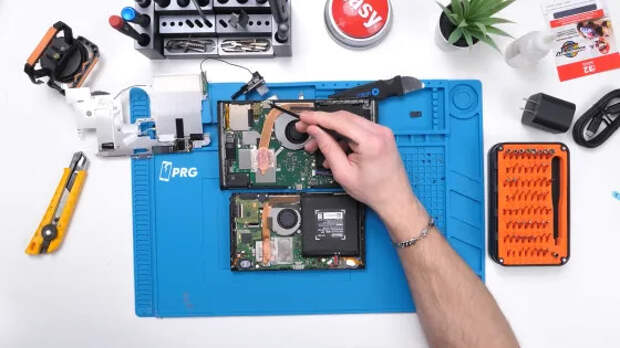 Ремонтник разобрал Switch 2 и рассказал о странностях в конструкции консоли