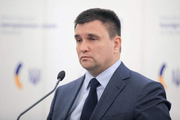 Климкин предложил ввести уголовное наказание за двойное гражданство с Россией