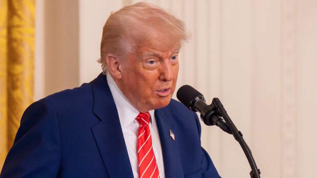 На недостатки в производстве оружия в США указал Трамп и ограничил дивиденды в отрасли