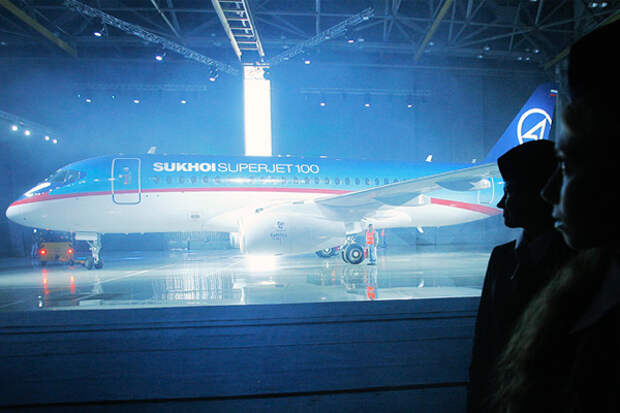 Первая выкатка Sukhoi Superjet 100 в 2007 году