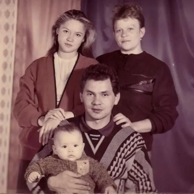 Сергей Шойгу: биография, национальность, фото семьи и дружба с Путиным