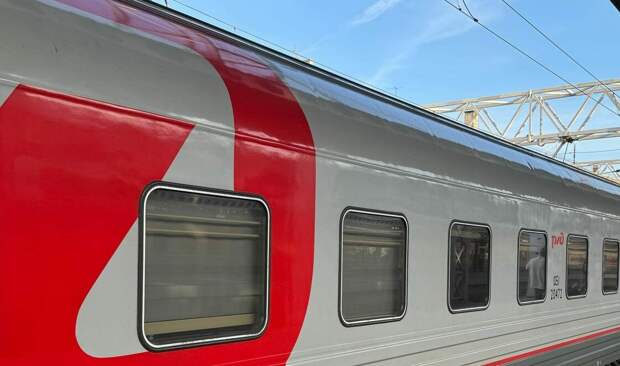 Расписание пригородных поездов в Петербурге изменится на майских