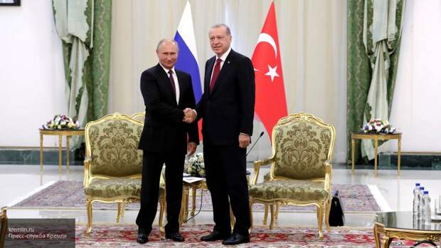 Путин вместе с Эрдоганом посетит церемонию окончания строительства морского участка "Турецкого потока" 