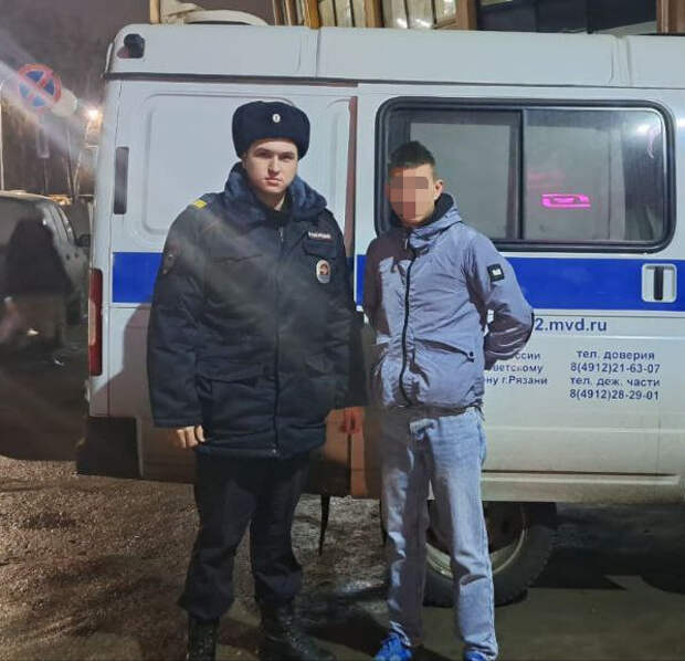 В Рязани задержали 18-летнего рецидивиста, похитившего две бутылки дорогого алкоголя из магазина