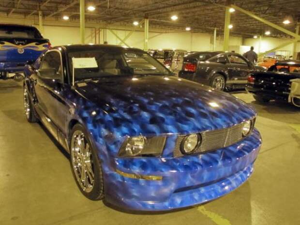 Конфисковали гараж на 10 млн. долларов (21 фото) Конфисковали гараж на 10 млн. долларов (21 фото)