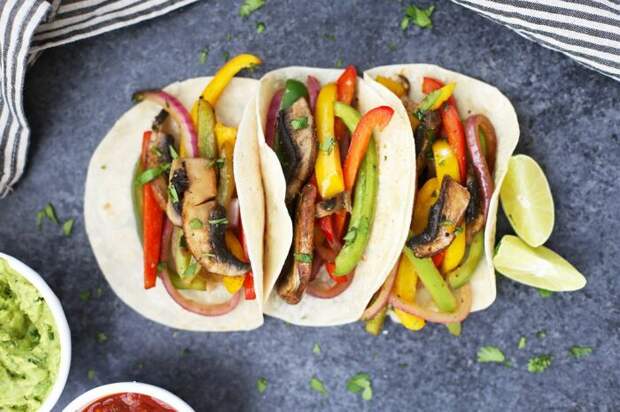 Мексиканские лепёшки. \ Фото: onelovelylife.com. Мексиканские лепёшки. \ Фото: onelovelylife.com.