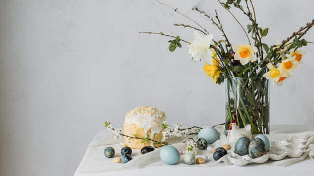 Тренд 2026 года: как украсить стол к Пасхе так, чтобы не было стыдно поделиться фотографией в соцсетях