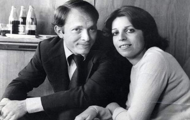 История неравной любви: как простой советский чиновник женился на самой завидной невесте в мире и что из этого вышло