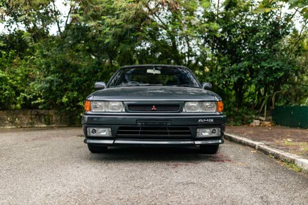 Mitsubishi Galant AMG — японская классика с немецкими мускулами
