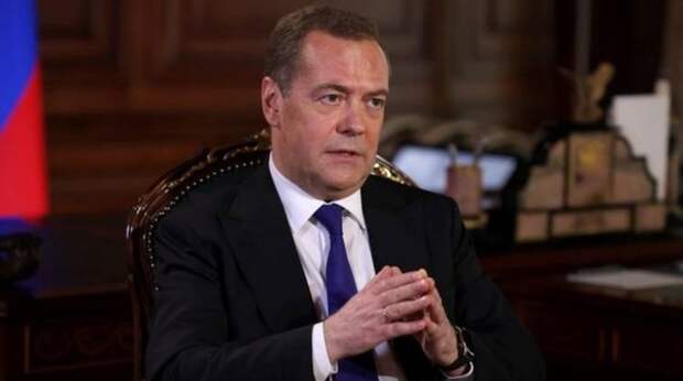 Медведев: Зеленского ждёт суд или расправа толпы, а Украину – капитуляция