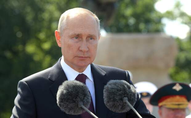 Песков: Путин встретится с новым кабинетом министров 14 мая