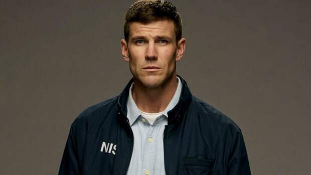 NCIS: Origins’ Austin Stowell Embodies a Younger, Taller Gibbs (With a Chiseled Chin That Can Cut Glass). Why Isn’t That Enough for Viewers?