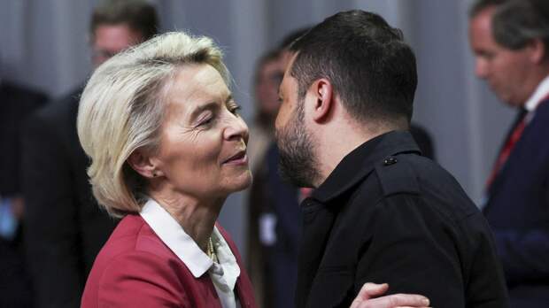 "Не кормите олигархов". Фон дер Ляйен бросили в лицо страшное обвинение