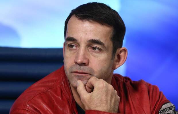 Певцов назвал варварством выбор артистов иностранных псевдонимов в России