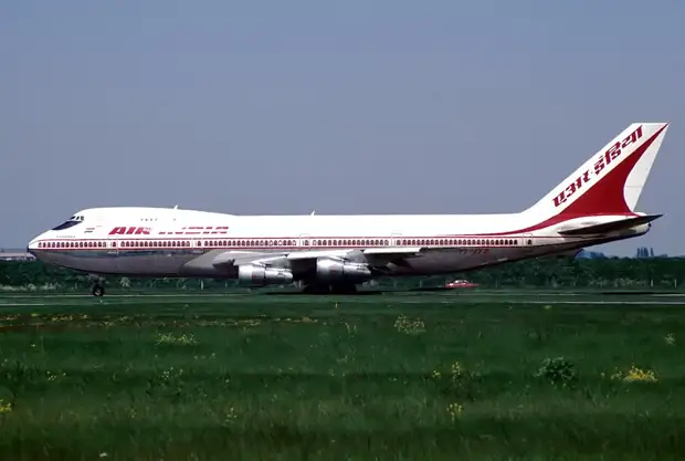 Boeing 747-237B, Air-India AN1130604.jpg