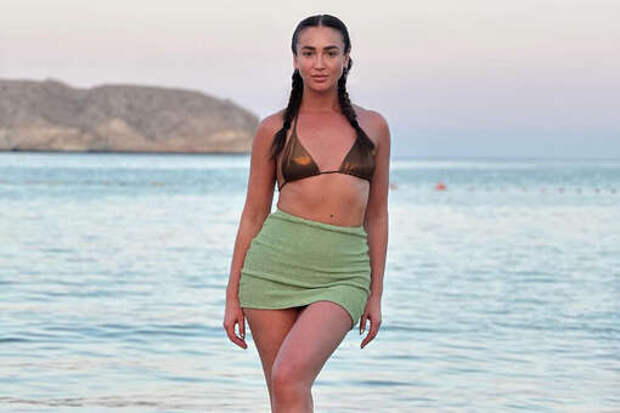 Певица Бузова заявила, что не умеет вести бизнес