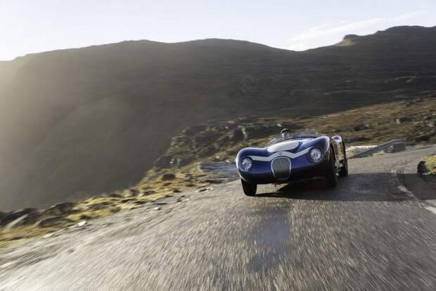 Компания Ecurie Ecosse выпускает семь ручных репродукций гоночного Jaguar C-Type
