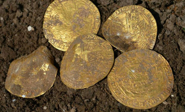 Римское золото в глухом лесу: монеты ждали несколько веков