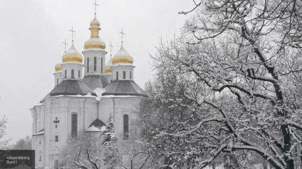 На Украине сторонники "новой церкви" захватили храм УПЦ в Тернопольской области