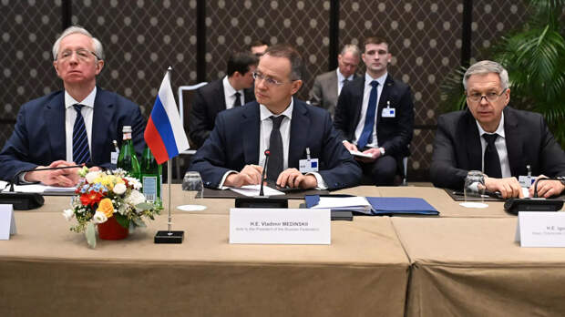 Российская делегация в Женеве вернулась в отель размещения после переговоров