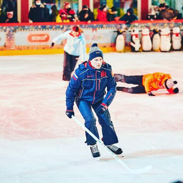 Спорт, путешествия и мотоциклы: Макар Запорожский рассказал о своих хобби