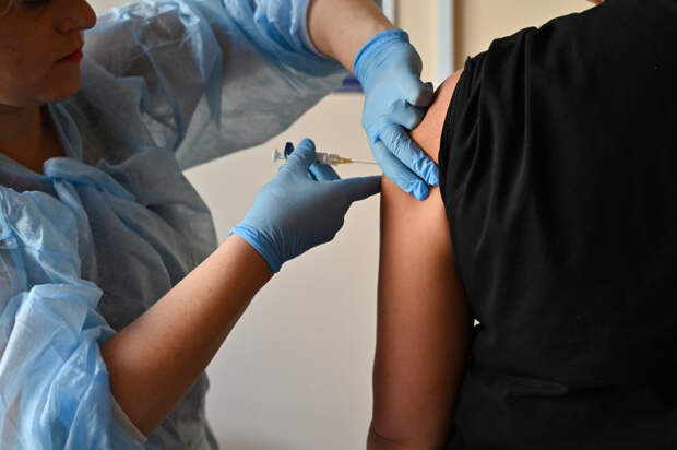 Всероссийский челлендж по вакцинации стартовал в Крыму