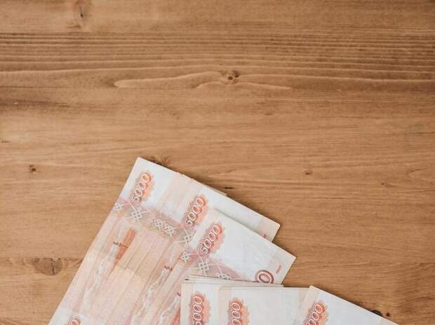 500 тысяч в месяц: в декабре‑2025 такой уровень был только в двух отраслях