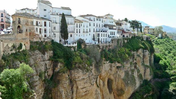 Ronda 3 Ронда: город на скалах и душа Андалусии