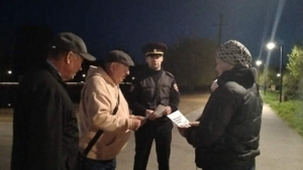 В Северной Осетии прошел совместный профилактический рейд общественников и полицейских в Парке Победы г.Моздок