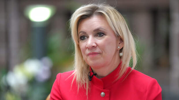 Захарова исполнила трюк с мячом на баскетбольном турнире в Ижевске