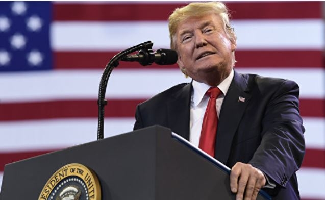 Трамп прокомментировал случай с рестораном, из которого вынали его пресс-секретаря