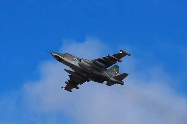 Накрыли за секунды: «летающие танки» Су-25 разнесли тайные позиции ВСУ