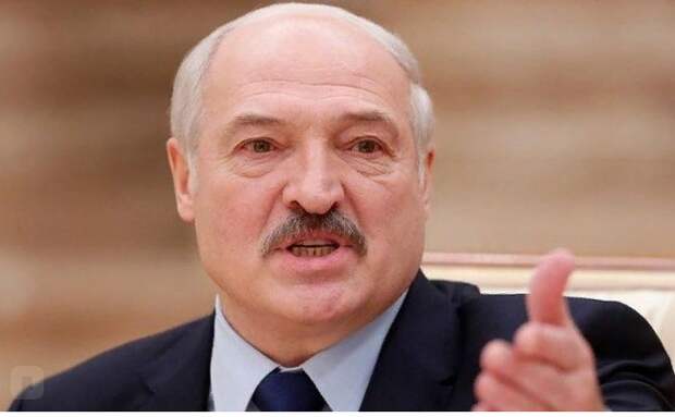 Лукашенко посоветовал премьеру Мишустину думать прежде, чем говорить