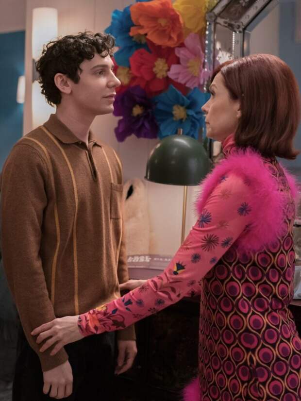 Ben Levi Ross as Teddy, and Carrie Preston as Elsbeth Tascioni