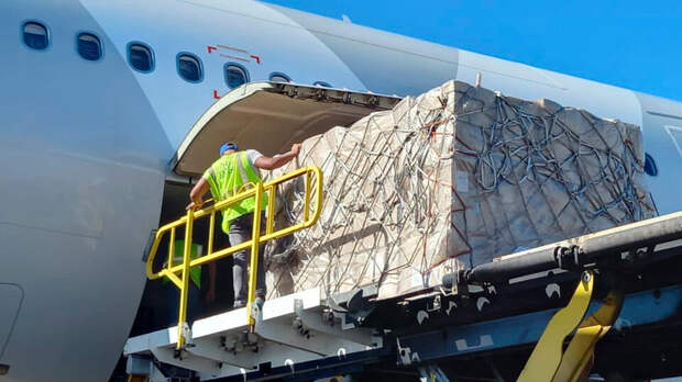 На Кубу прибыло 22 тонны гуманитарной помощи из России
