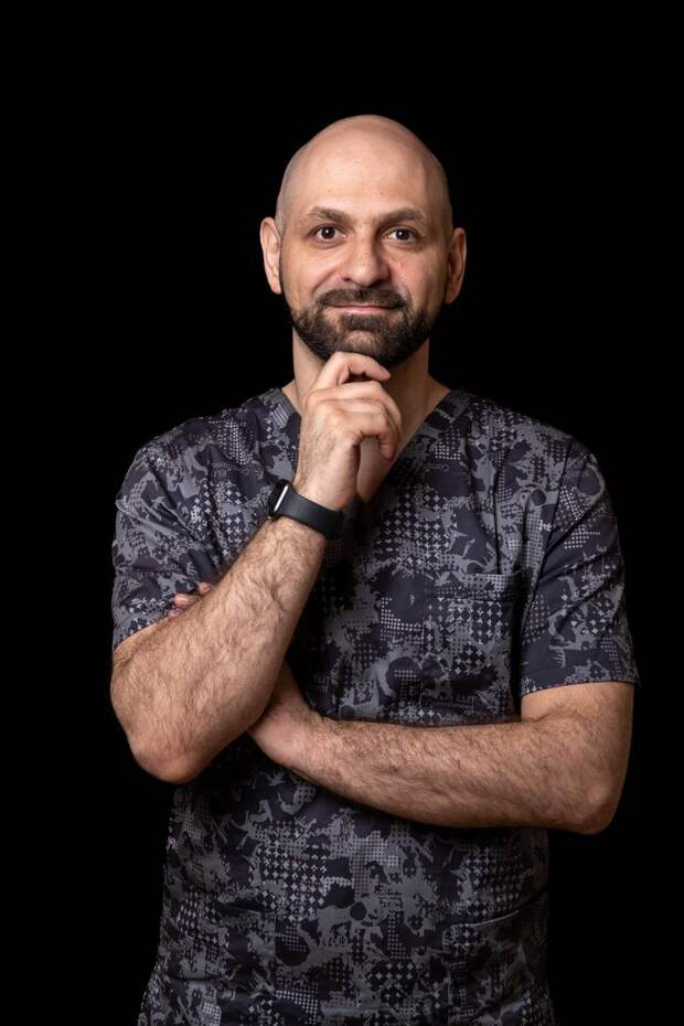 Пластический хирург клинического госпиталя «Лапино» (ГК «Мать и дитя») Ваагн Азизян