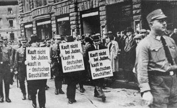 Юлия Витязева: Европа опять погружается в нацизм