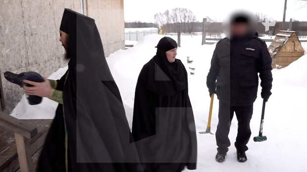 Задержаны адепты секты, в которую могли попасть пропавшие в Петербурге сестры