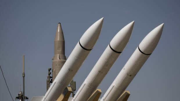 NourNews: системы ПВО активированы в ряде районов Тегерана