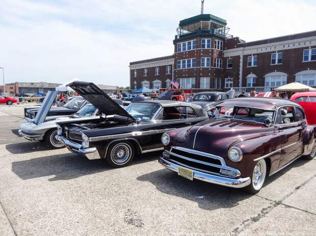 Шоу старых автомобилей в Бруклине авто, ретро авто, олдтаймер