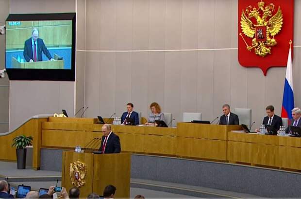 Восстановить доверие: что власти нужно предпринять в политике и экономике