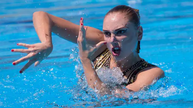 Синхронистка Колесниченко завоевала золото чемпионата Европы в сольной технической программе