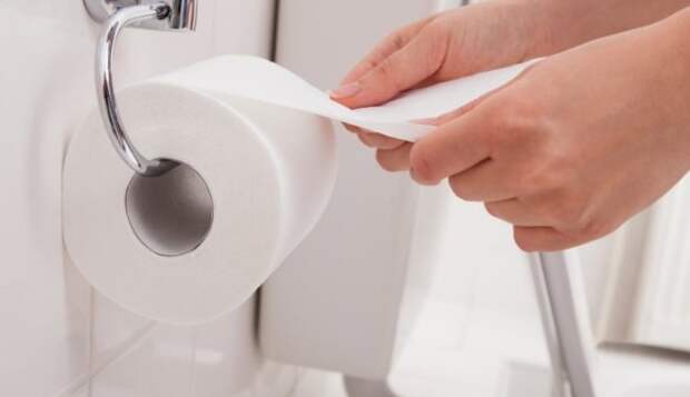 Великий Спор о Туалетной Бумаге — через верх или через низ? (6 аргументов)