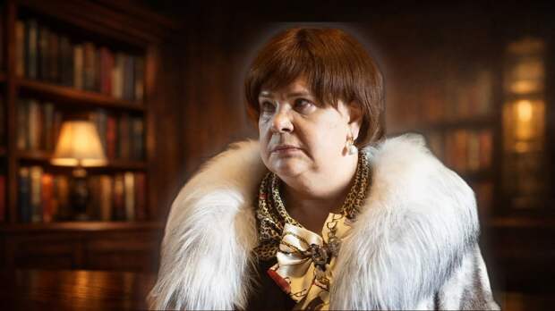 «Там все дышит историей»: как выглядит необычная квартира 69-летней Татьяны Догилевой в старинном доме без прямых углов