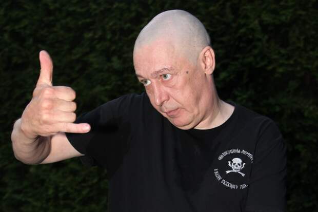 Михаил Ефремов борется с пост тюремным синдромом, и ему пока не до съемок