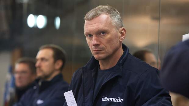 «Торпедо» продлило контракт с главным тренером Исаковым