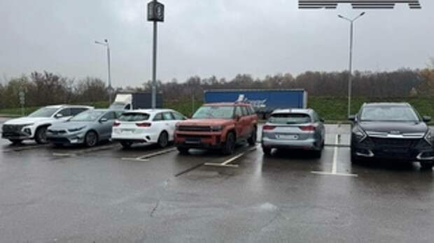 Ввезенные автомобили / Фото: Baza