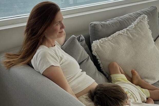 Актриса Бонни Райт сообщила о второй беременности